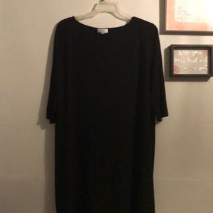 Black shift dress 2X